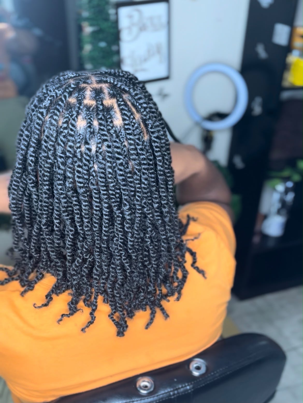 Short textured twist style