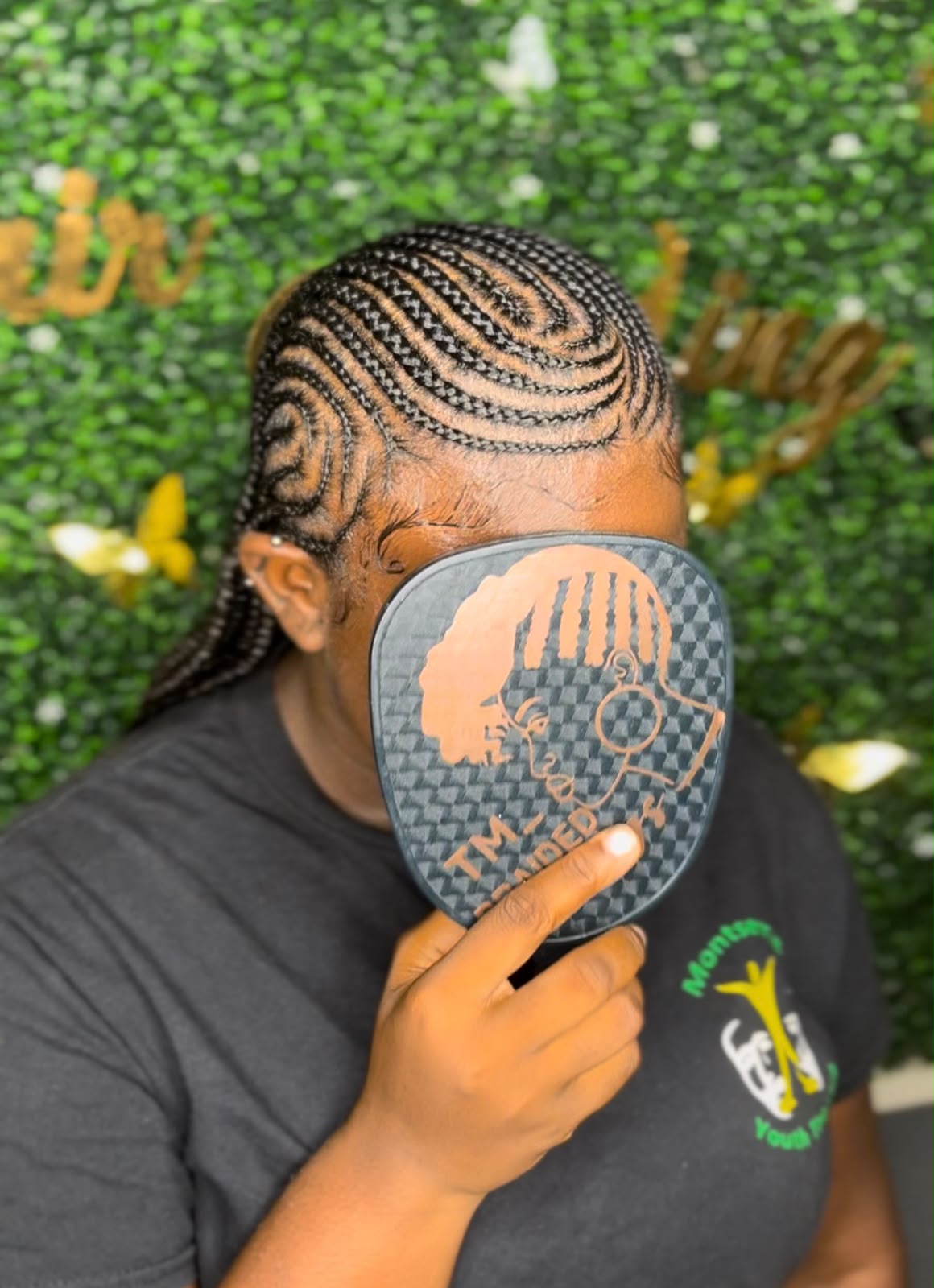 Sculpted cornrow pattern